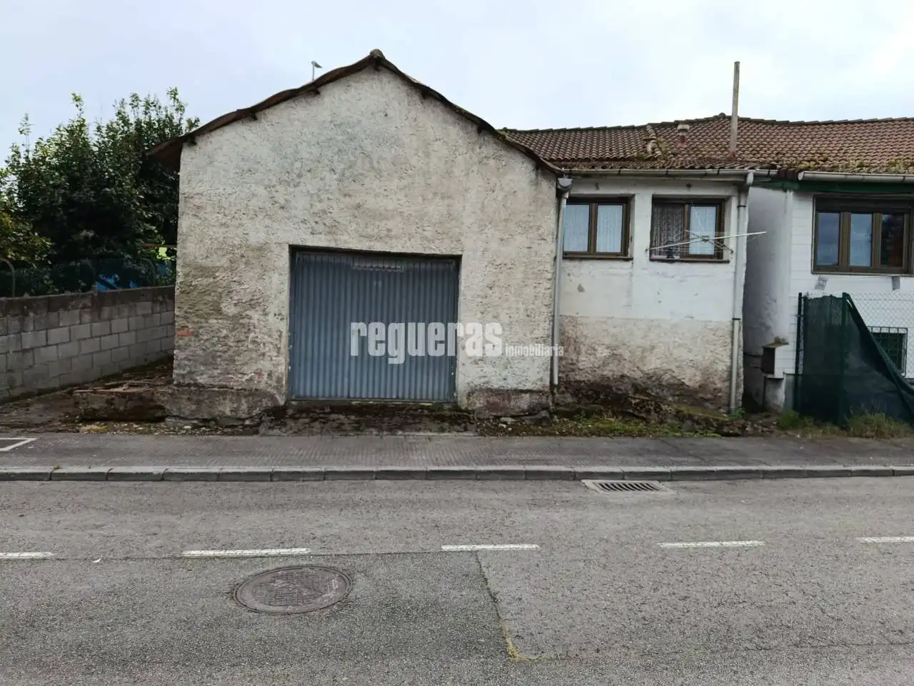 Exterior view of Houses for sale in Corvera de Asturias  with Heating