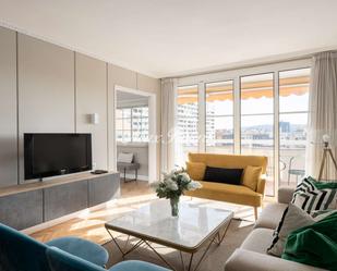 Living room of Flat to rent in  Barcelona Capital  with Air Conditioner, Heating and Terrace