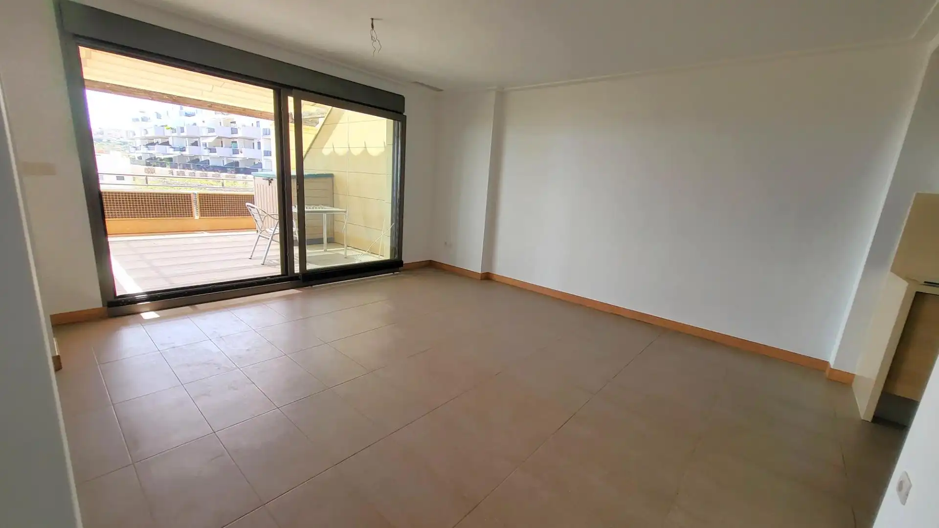 Sala de estar de Apartamento en venta en Elche / Elx con Aire acondicionado, Calefacción y Terraza