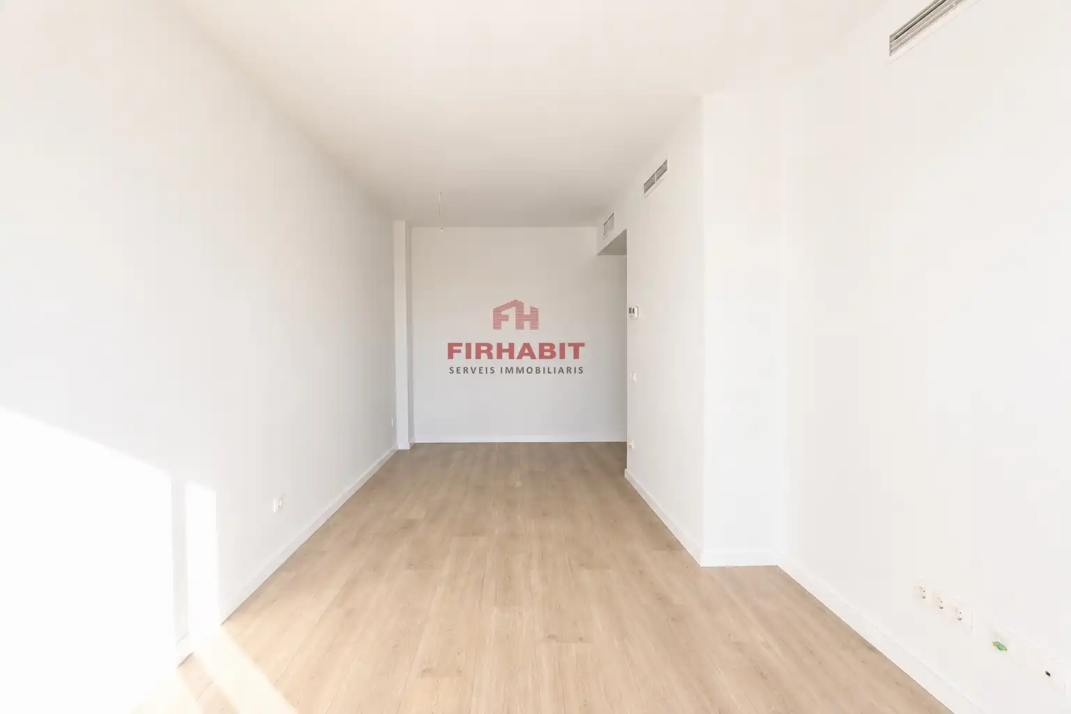 Bedroom of Flat for rent in Mataró  with Air Conditioner, Heating and Parquet flooring