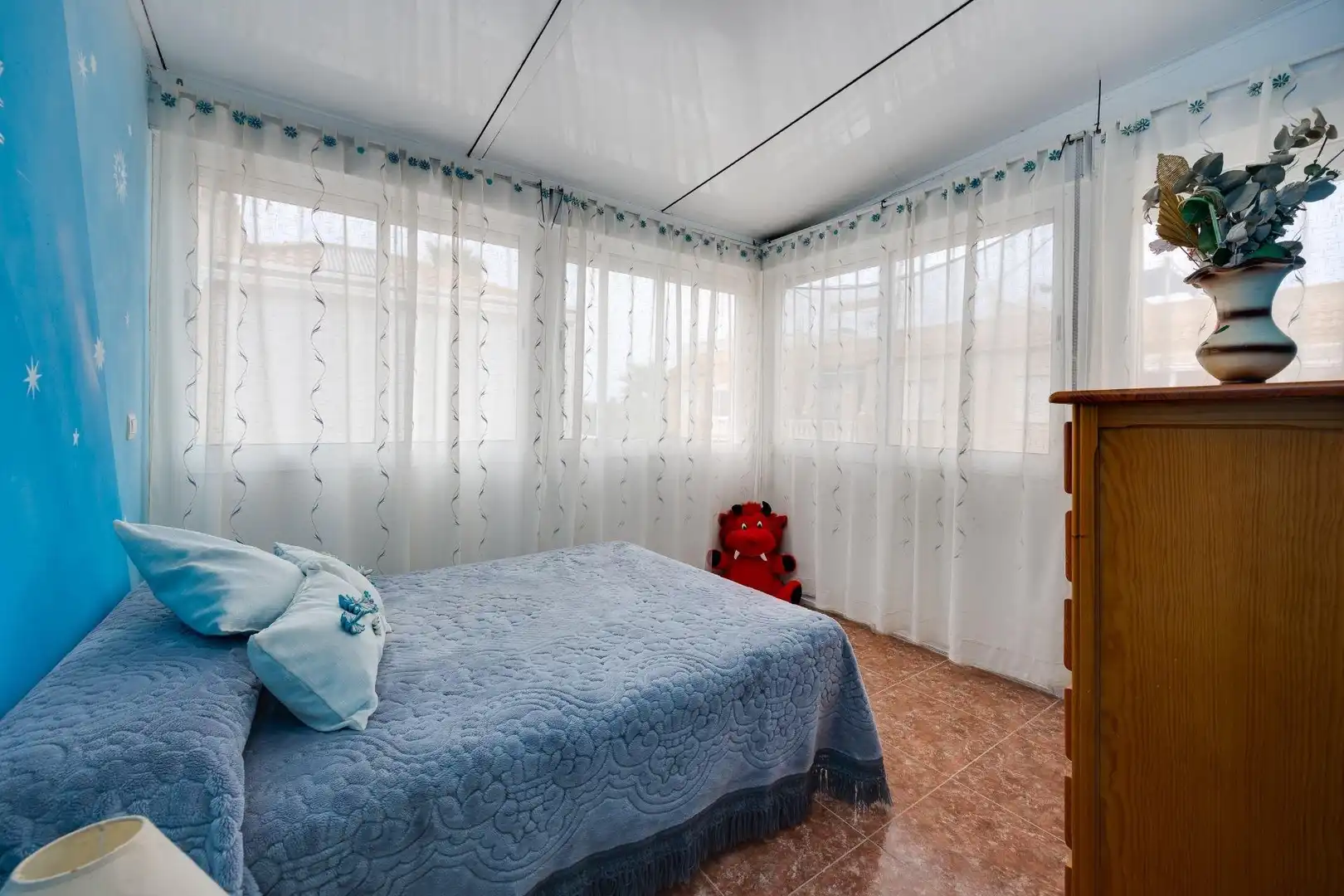 Dormitori de Casa o xalet en venda en Torrevieja amb Aire condicionat, Jardí privat i Piscina