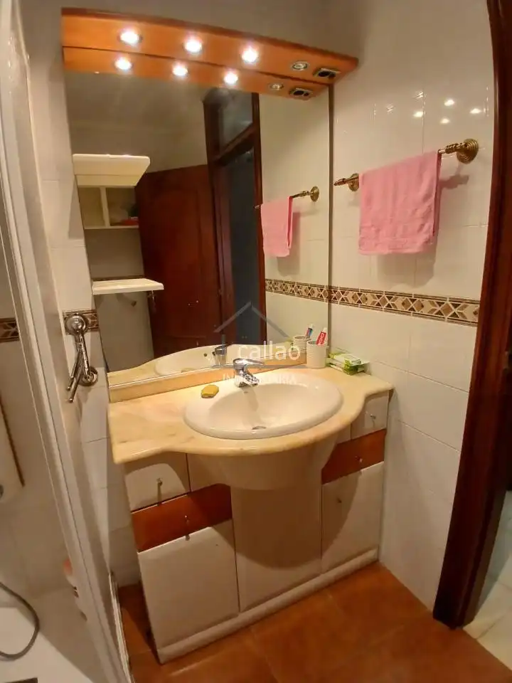Bathroom of Flat for sale in Ferrol  with Furnished