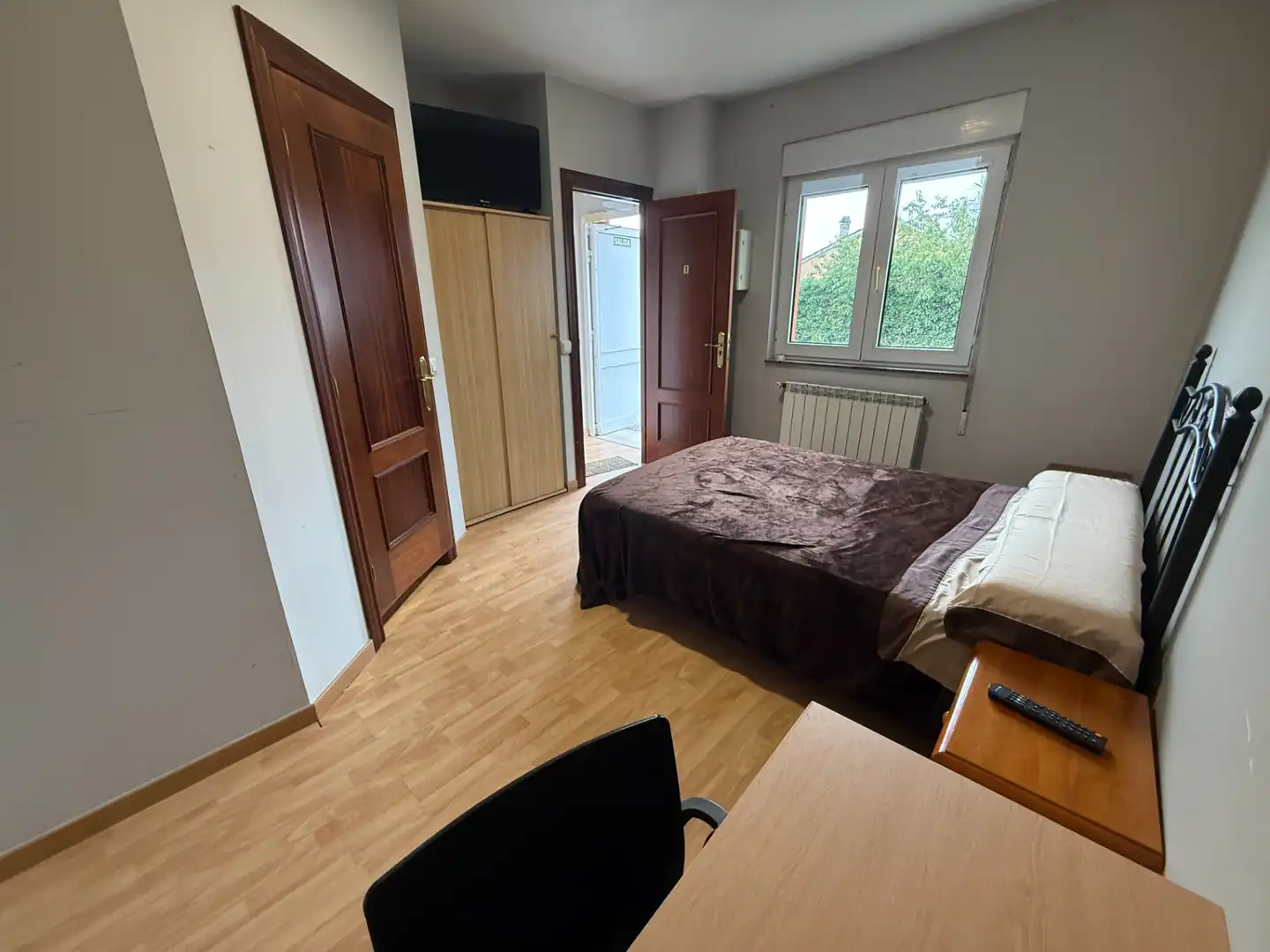 Dormitori de Edifici en venda en Siero amb Alarma