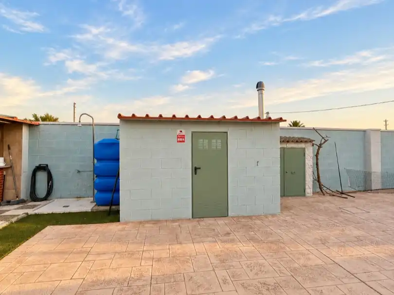 Vista exterior de Casa o chalet en venta en Arahal, Sevilla