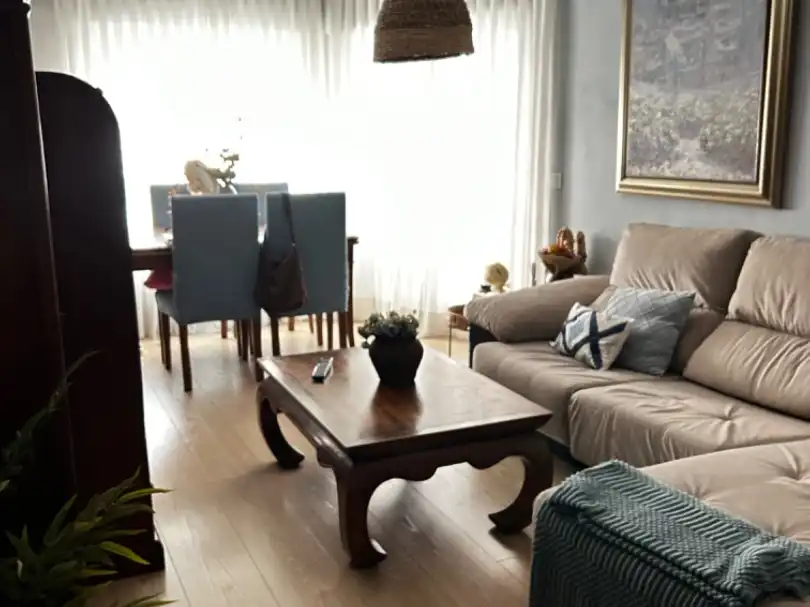 Piso con piscina en venta en Paseo españa 18, imagen 2