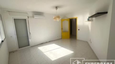 Foto 3 de Pis en venda a El Perellonet,  Valencia Capital