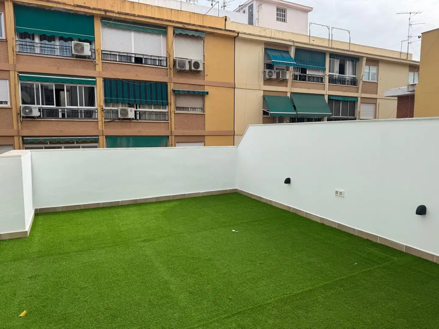 Terraza de Piso en venta en Málaga con Parquet, Terraza y Amueblado
