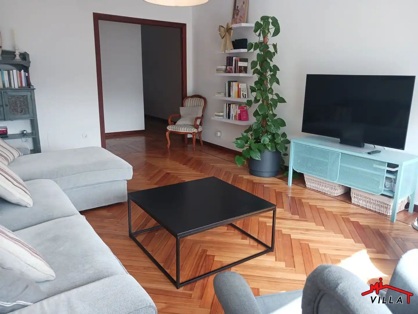 Sala d'estar de Pis de lloguer en Santoña amb Calefacció, Moblat i Balcó