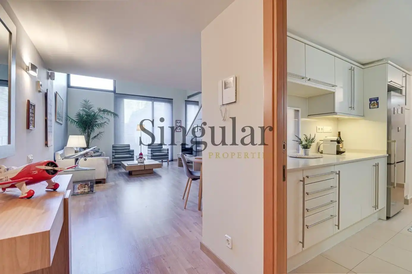 Dormitori de Dúplex en venda en Barcelona amb Aire condicionat, Calefacció i Parquet