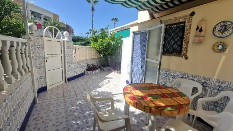 Jardín de Casa o chalet en venta en Torrevieja con Amueblado y Piscina comunitaria