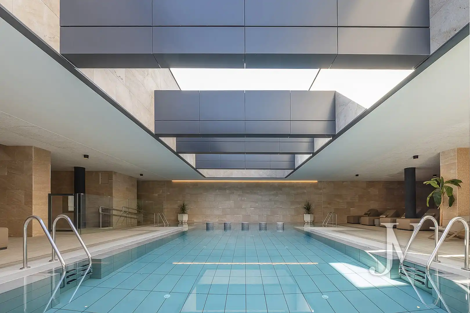 Swimming pool of Duplexes for sale in Madrid  with Air Conditioner, Heating and Private garden