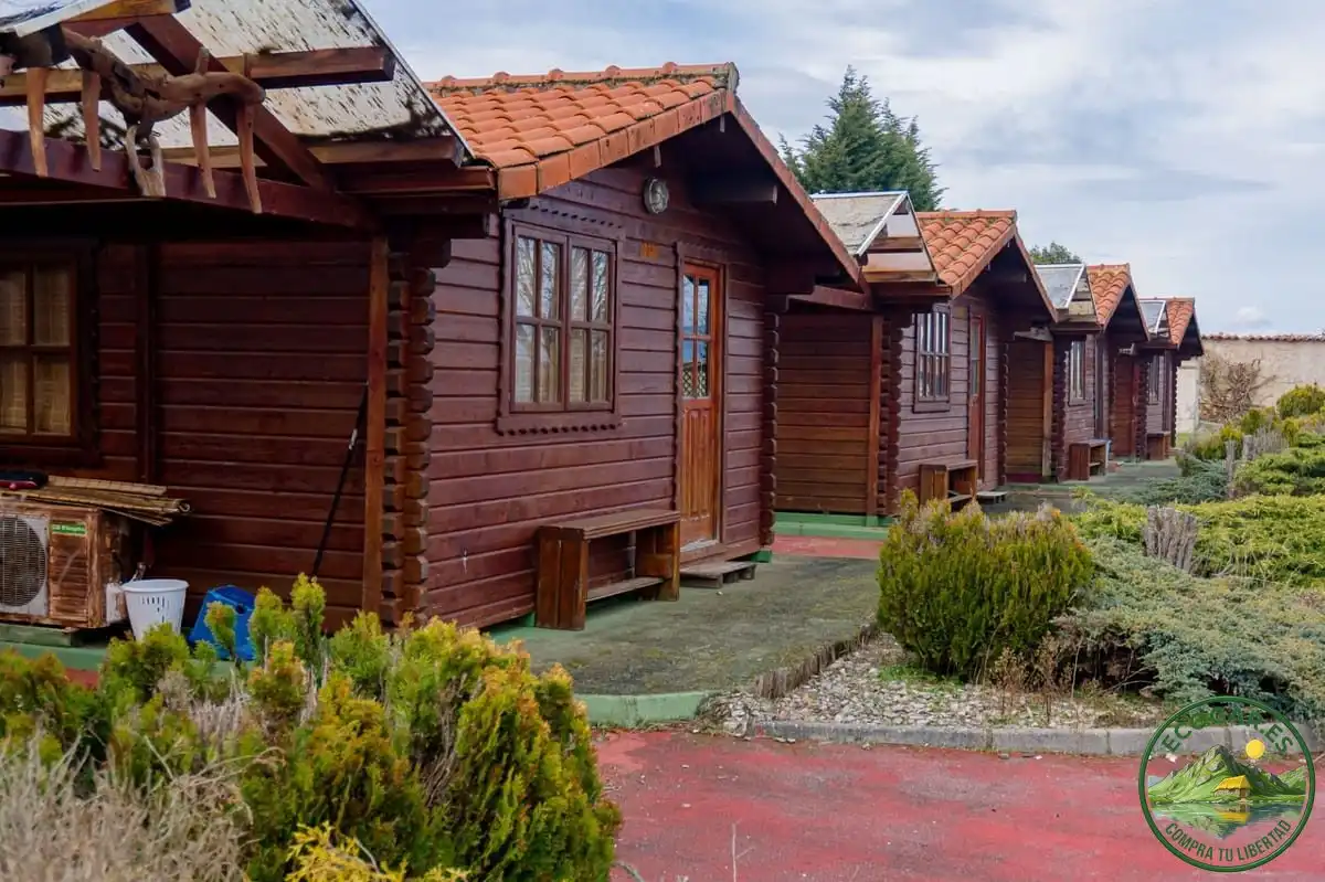Vista exterior de Casa o chalet en venta en Villagatón con Aire acondicionado, Calefacción y Jardín privado
