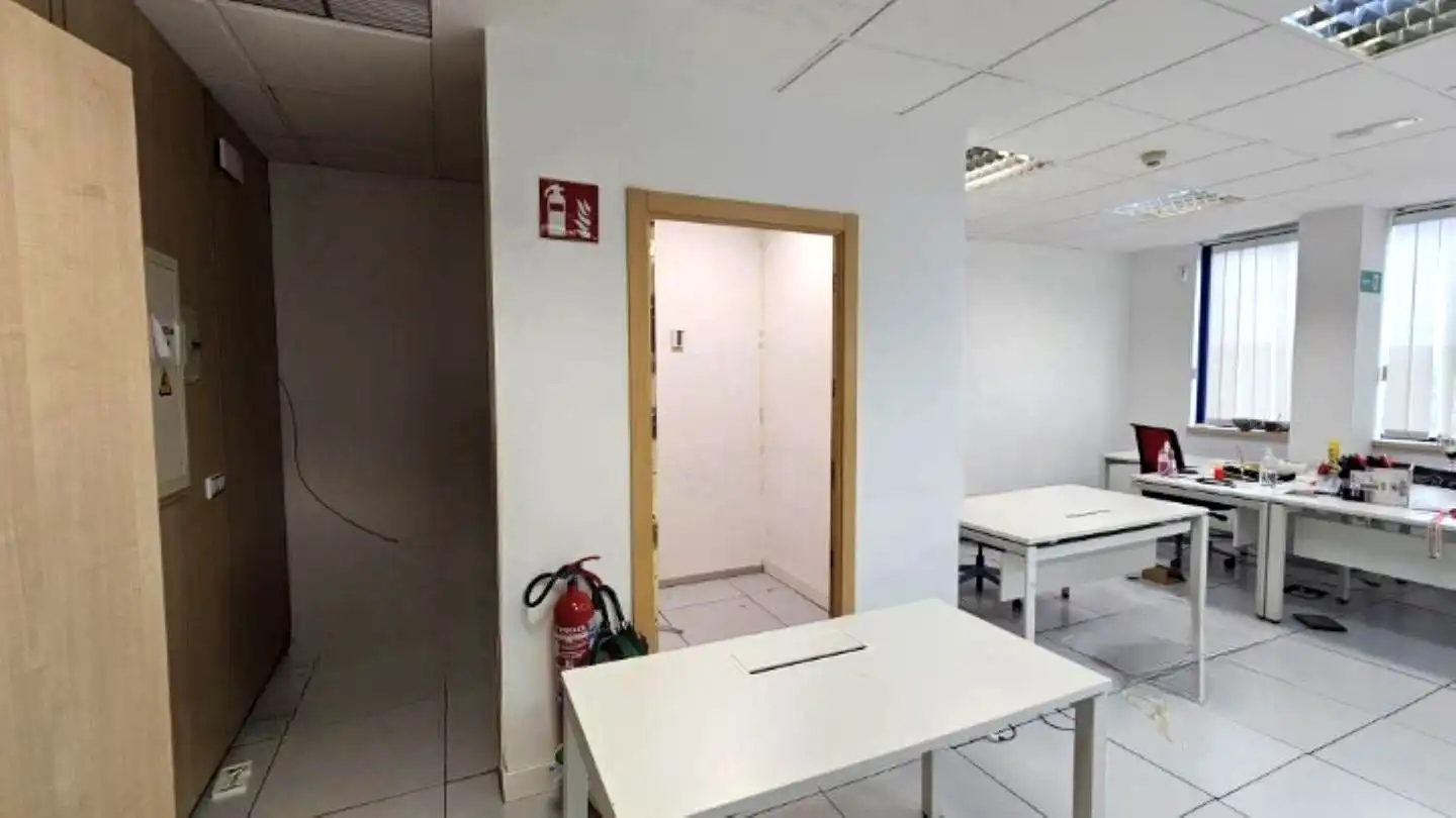 Bureau avec ascenseur à louer à Trópico, imagen 5