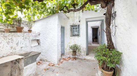 Foto 5 de Casa adosada en venta en Calle Arriba, Pinos Genil, Granada