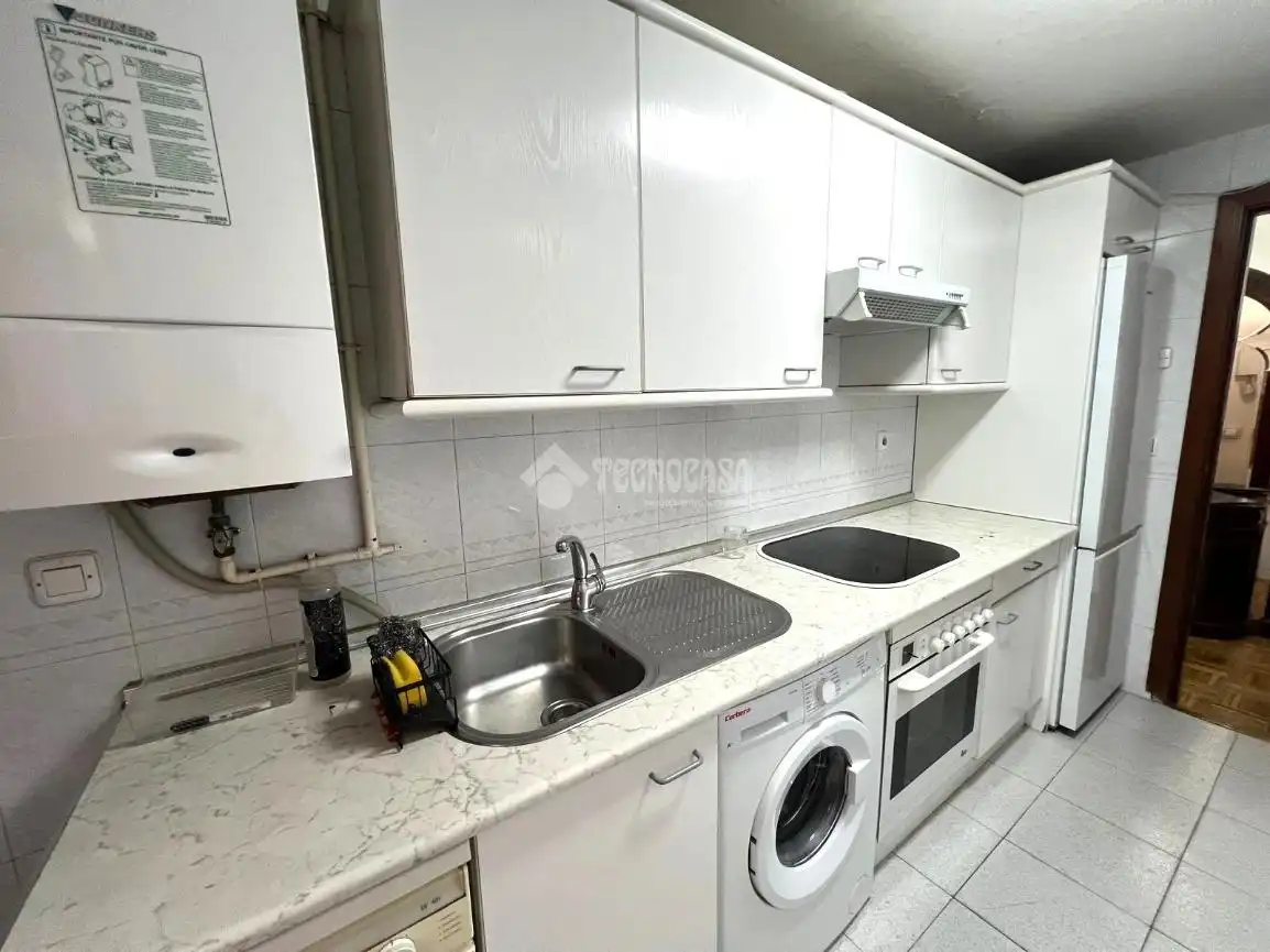 Kitchen of Flat for sale in Móstoles  with Heating and Parquet flooring
