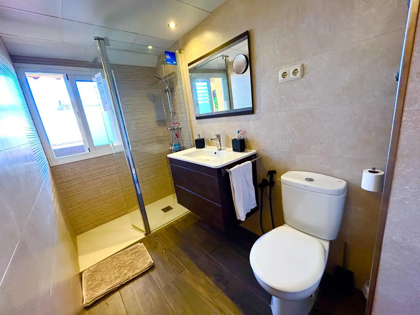 Baño de Ático en venta en Fuengirola con Aire acondicionado, Terraza y Amueblado