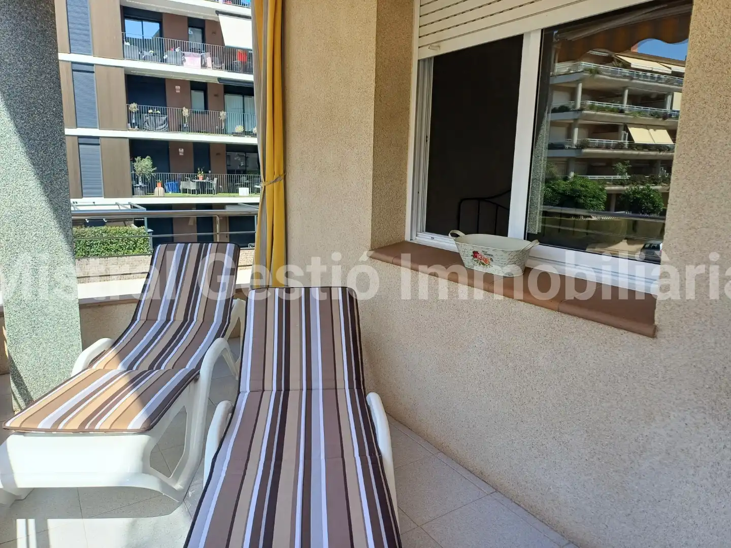 Terrassa de Pis de lloguer en Calafell amb Aire condicionat, Terrassa i Moblat