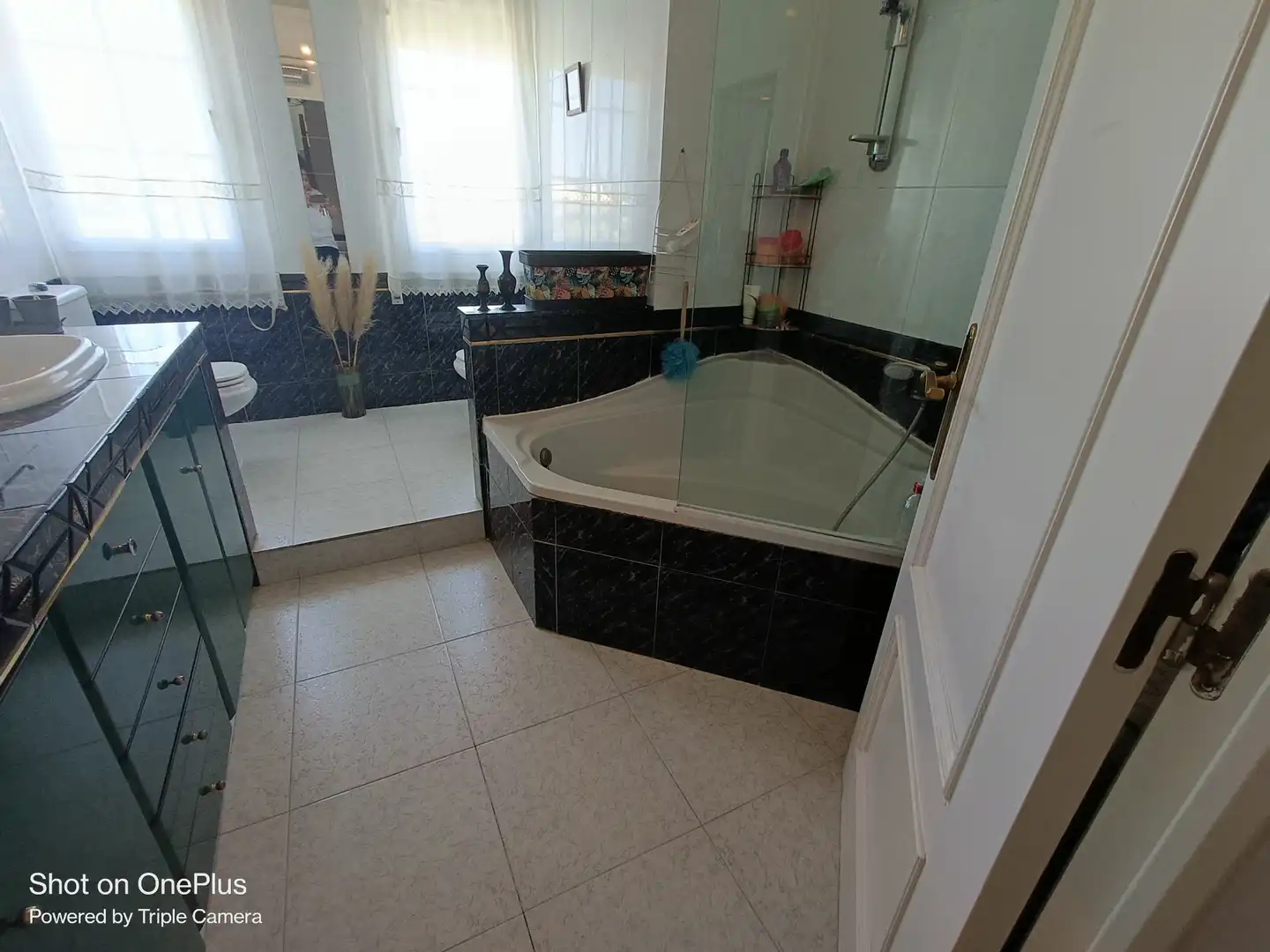 Bany de Casa o xalet en venda en Nambroca amb Calefacció, Jardí privat i Moblat