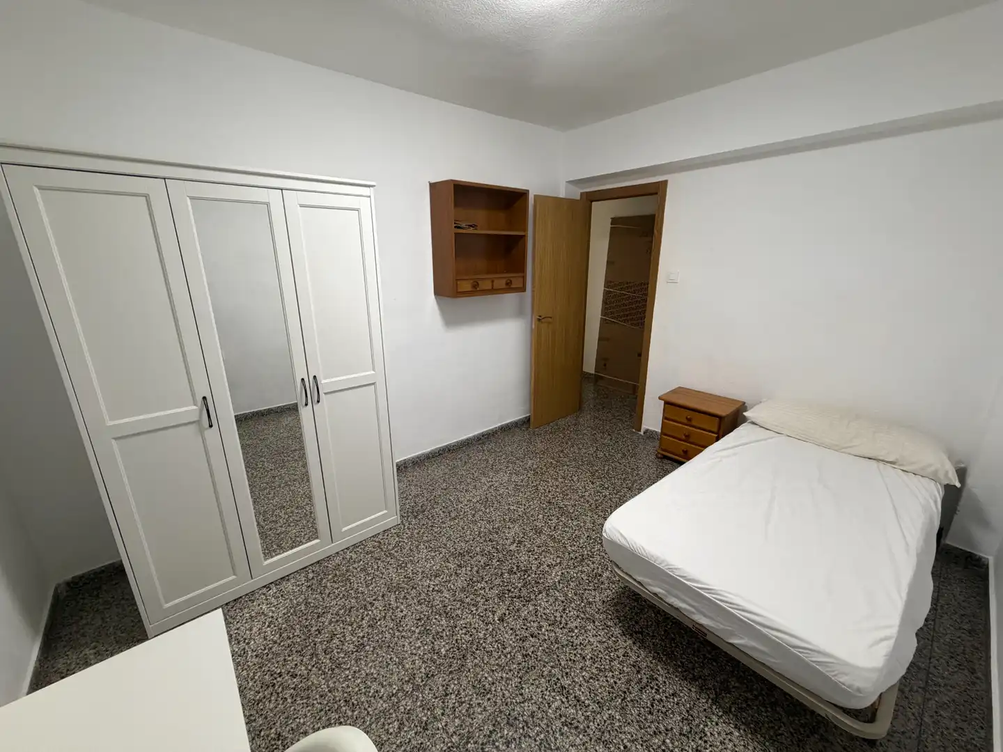 Bedroom of Flat for rent in Murcia  with Furnished, Oven and Washing machine