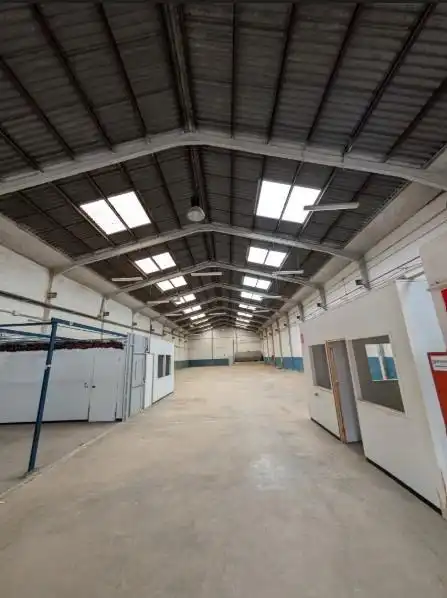 Nave industrial de alquiler en Quart de Poblet