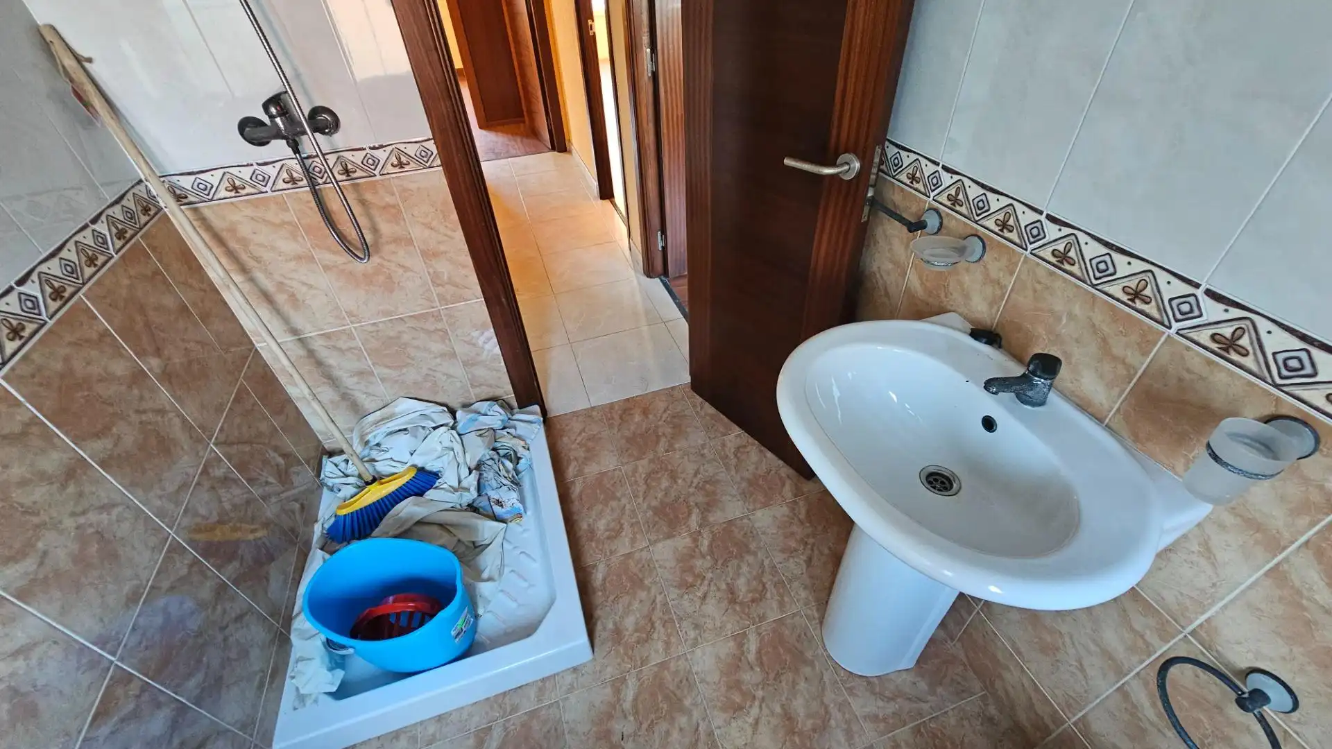 Bathroom of Flat for sale in Camariñas  with Storage room