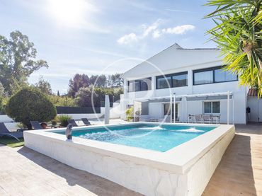 Casa amb balcó en venda a Carcaixent