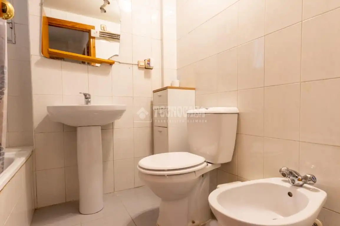 Baño de Piso en venta en Cenes de la Vega con Terraza