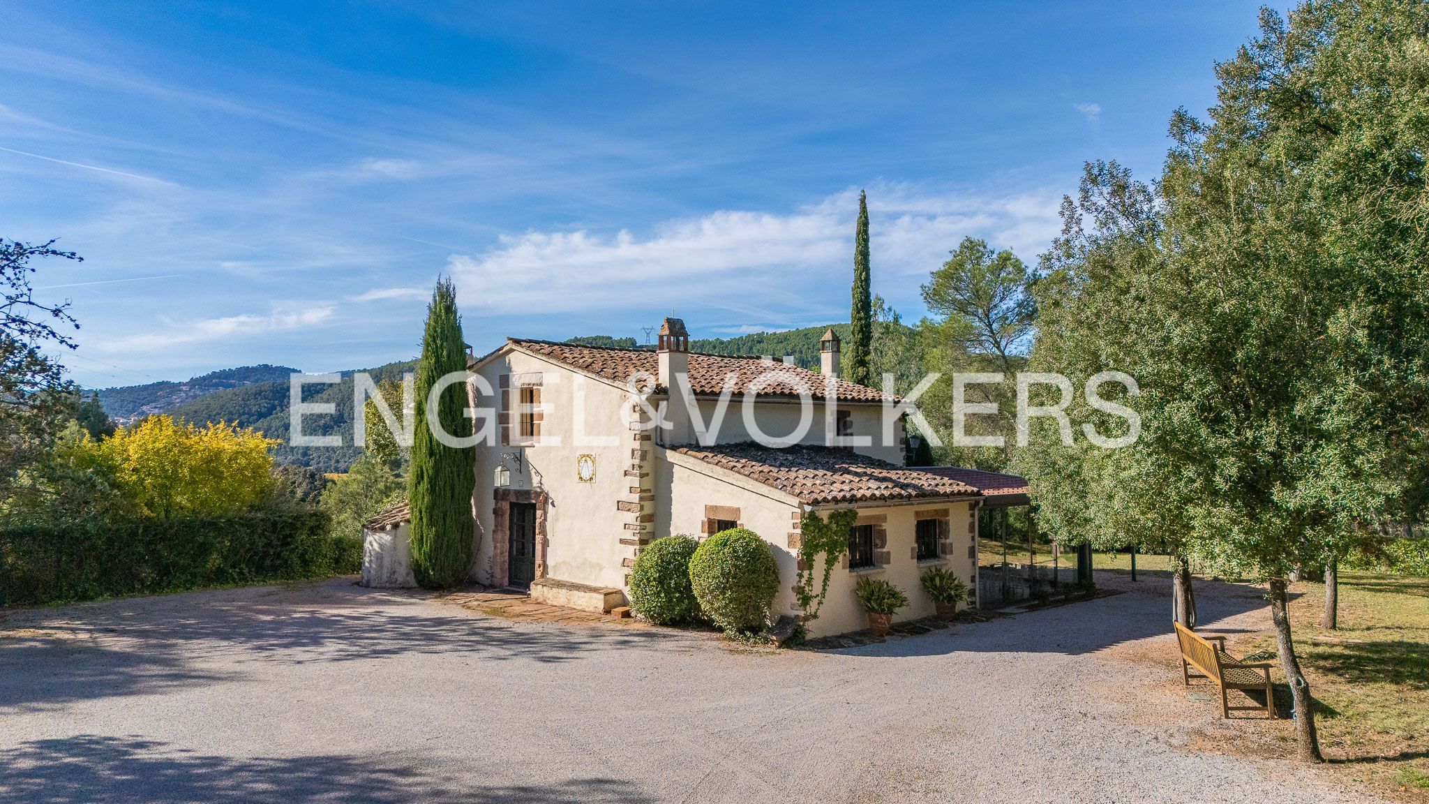 Vista exterior de Finca rústica en venda en Bigues i Riells del Fai amb Calefacció, Jardí privat i Terrassa