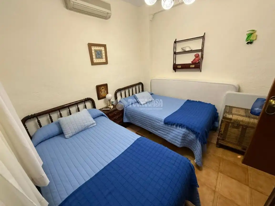 Schlafzimmer von Country house zum Verkauf in Guarromán mit Klimaanlage, Heizung und Schwimmbad