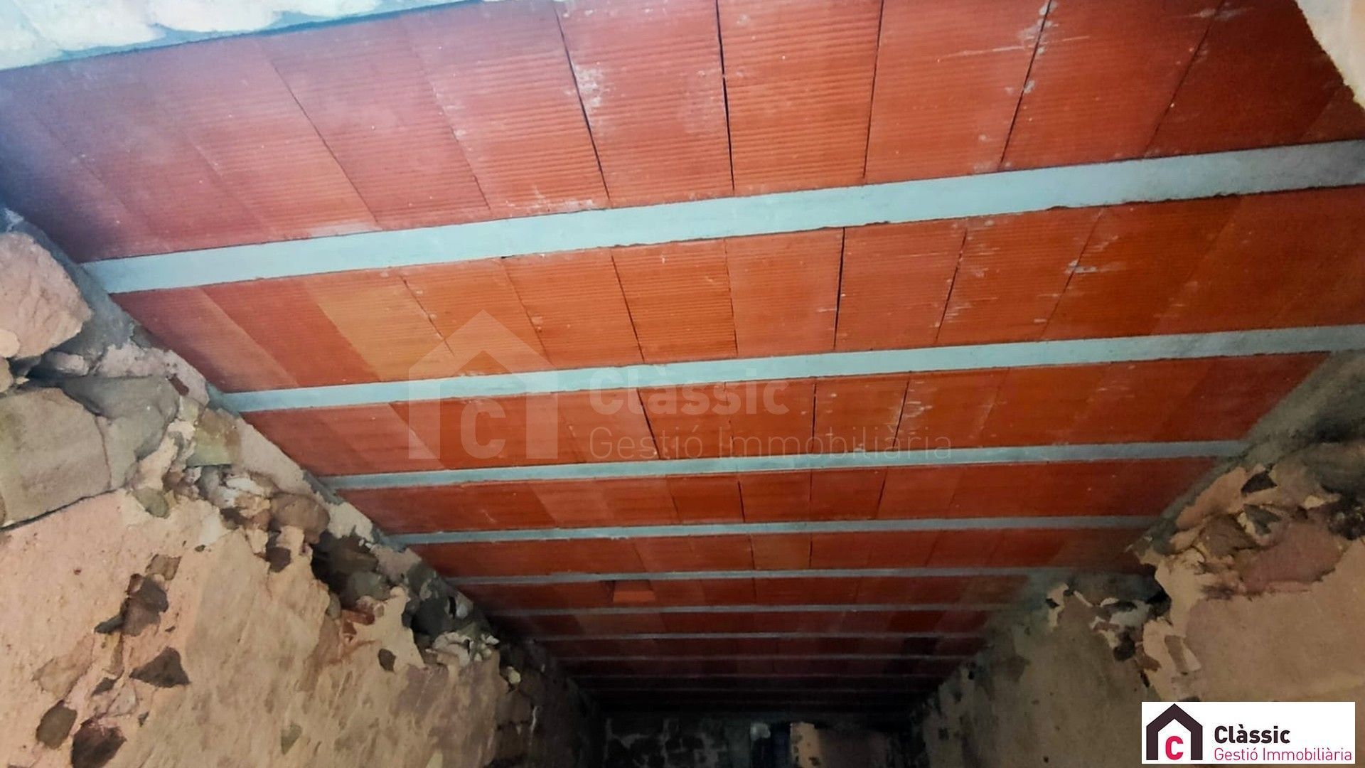 Casa adosada en venda a Els Prats de Rei