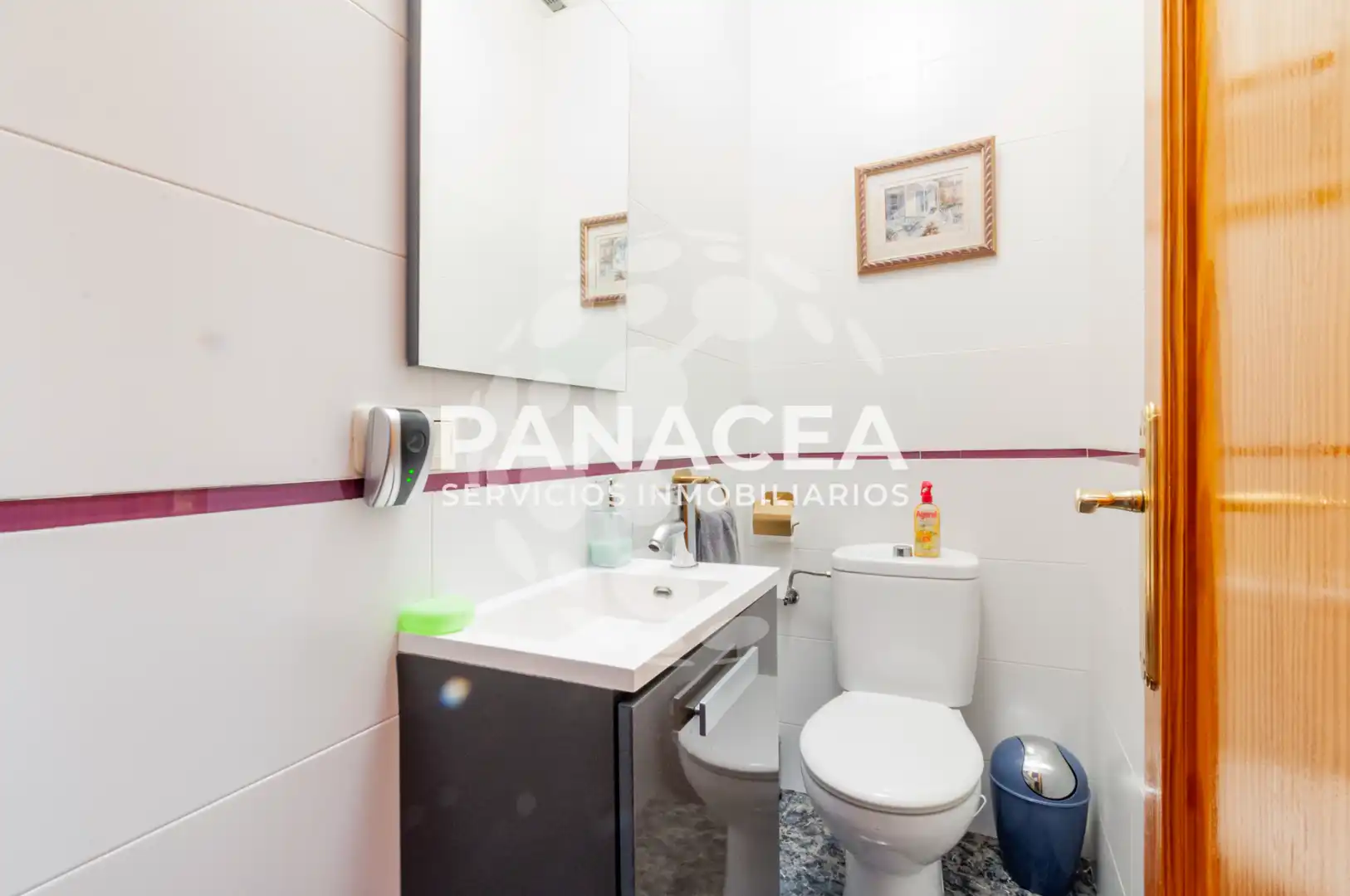 Baño de Casa adosada en venta en Vícar con Jardín privado, Terraza y Amueblado