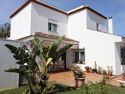Jardí de Casa o xalet en venda en El Rompido amb Aire condicionat, Calefacció i Jardí privat