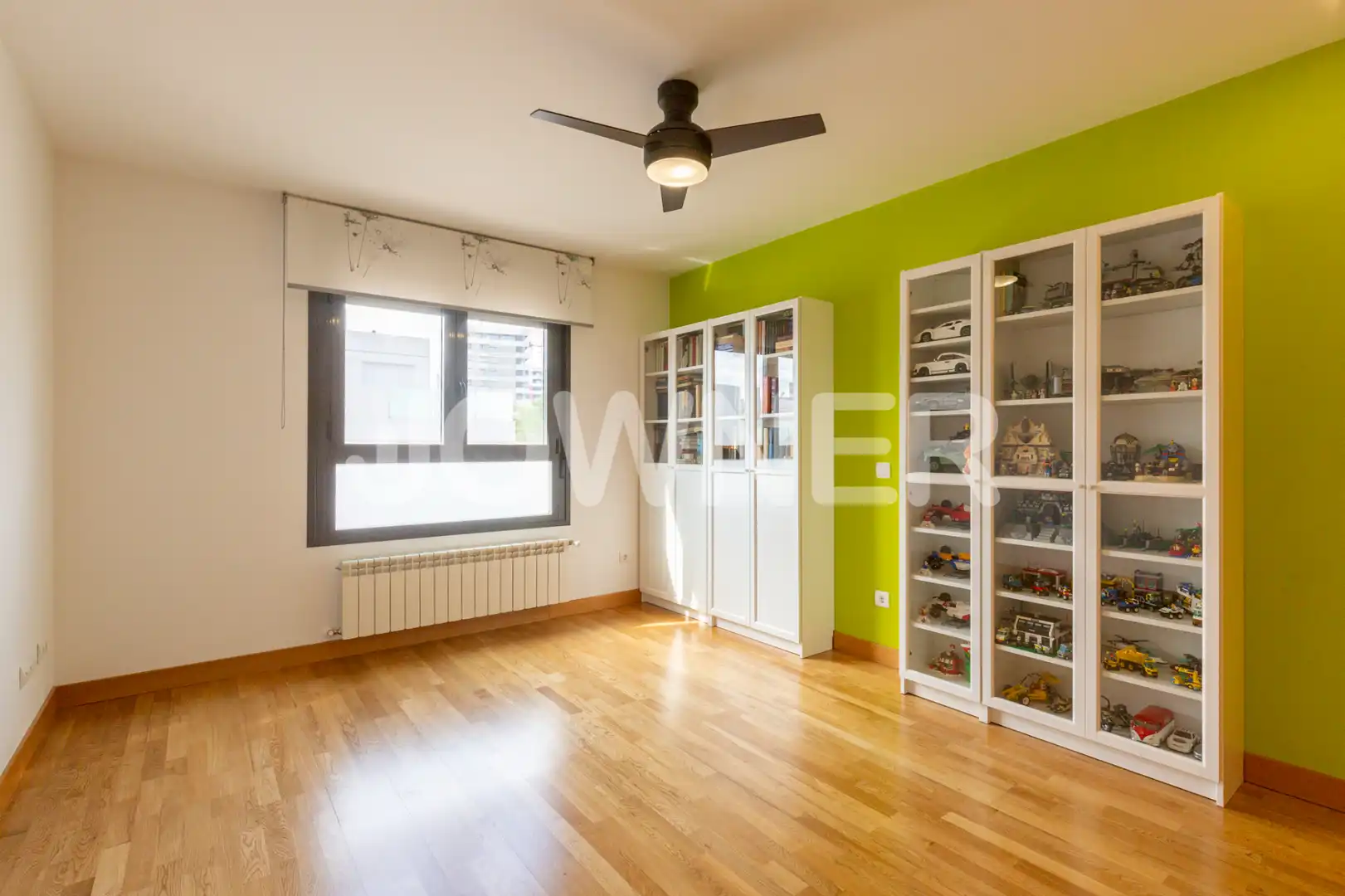Sala d'estar de Casa o xalet de lloguer en Tres Cantos amb Aire condicionat, Jardí privat i Terrassa