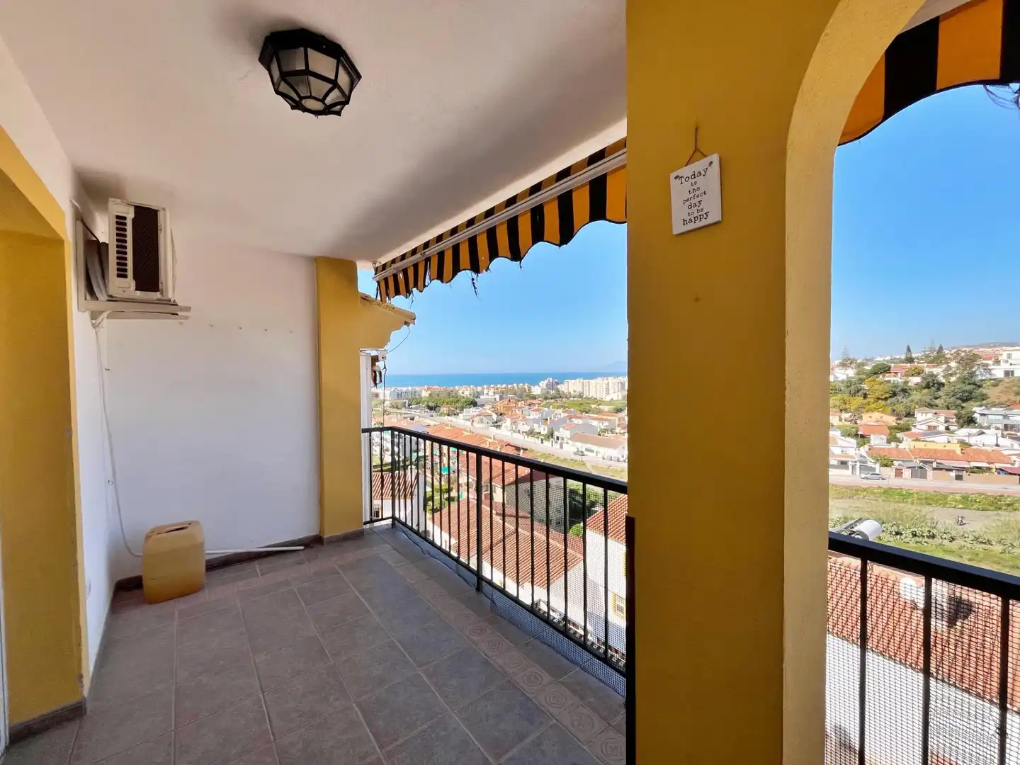 Terraza de Casa adosada en venta en Rincón de la Victoria con Aire acondicionado, Calefacción y Terraza