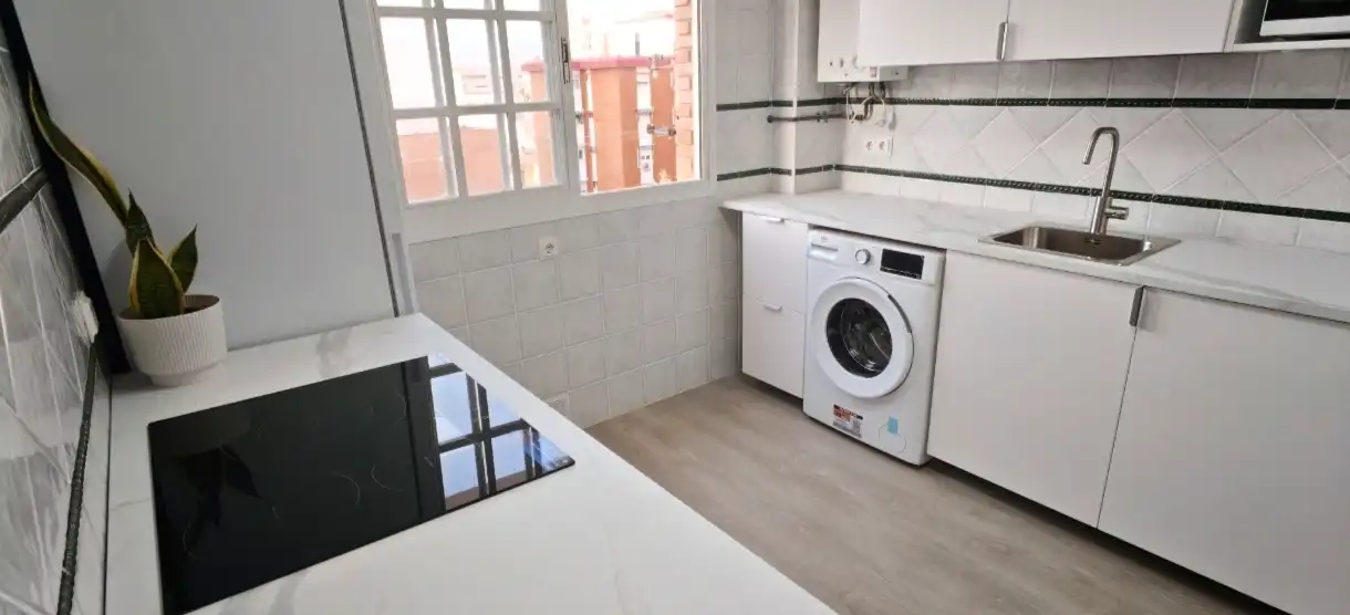 Kitchen of Flat for rent in Málaga  with Furnished, Oven and Washing machine