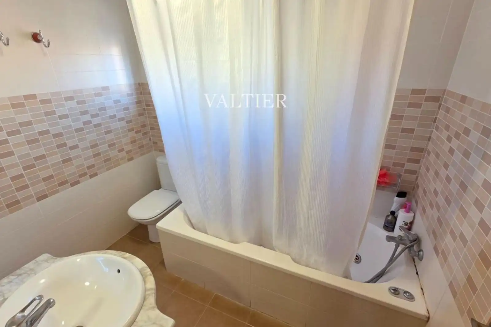 Baño de Casa o chalet en venta en Almoines con Aire acondicionado, Terraza y Piscina