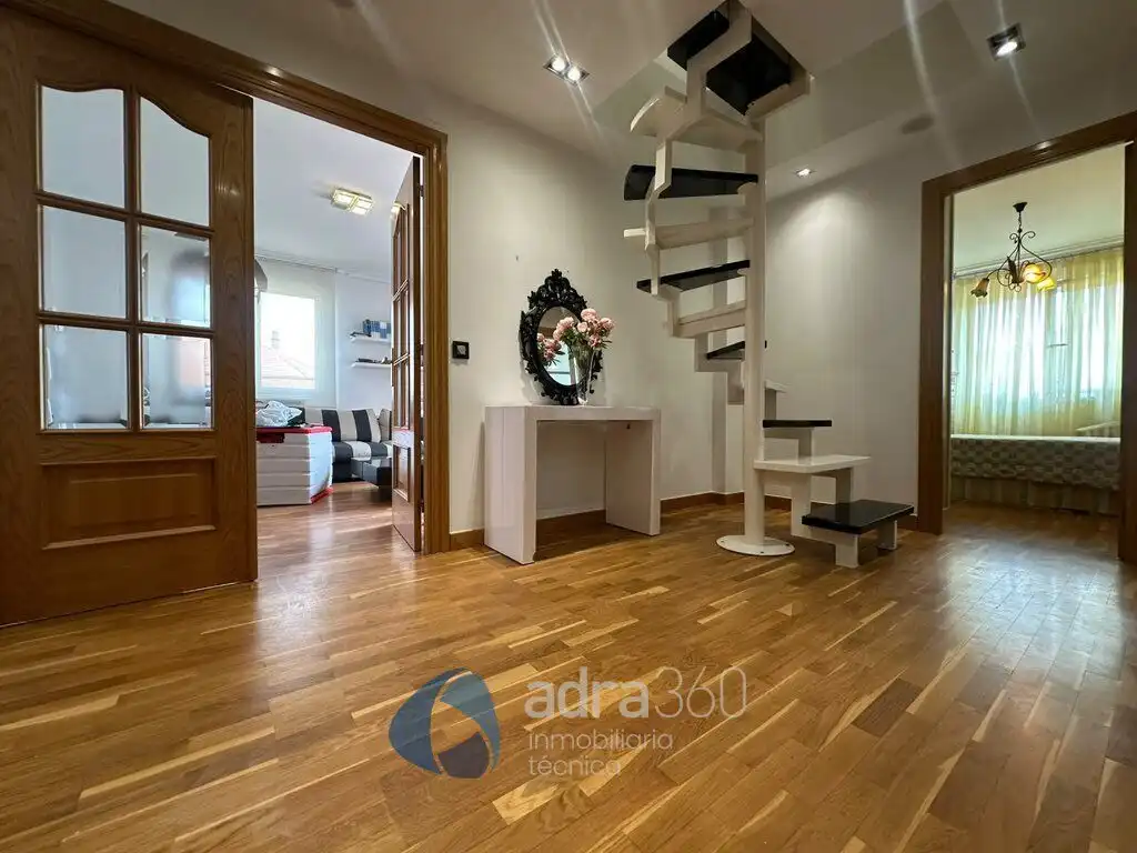 Flat for rent in Estambrera, Cascajos - Piqueras