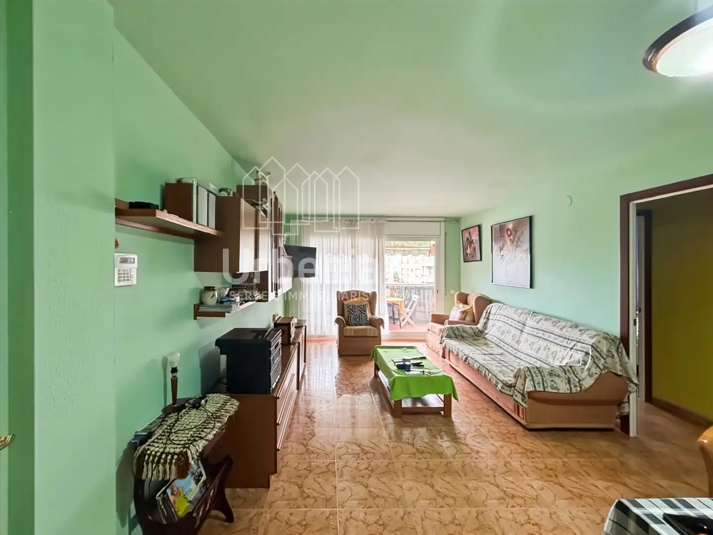 Sala d'estar de Pis en venda en Calella amb Terrassa i Moblat