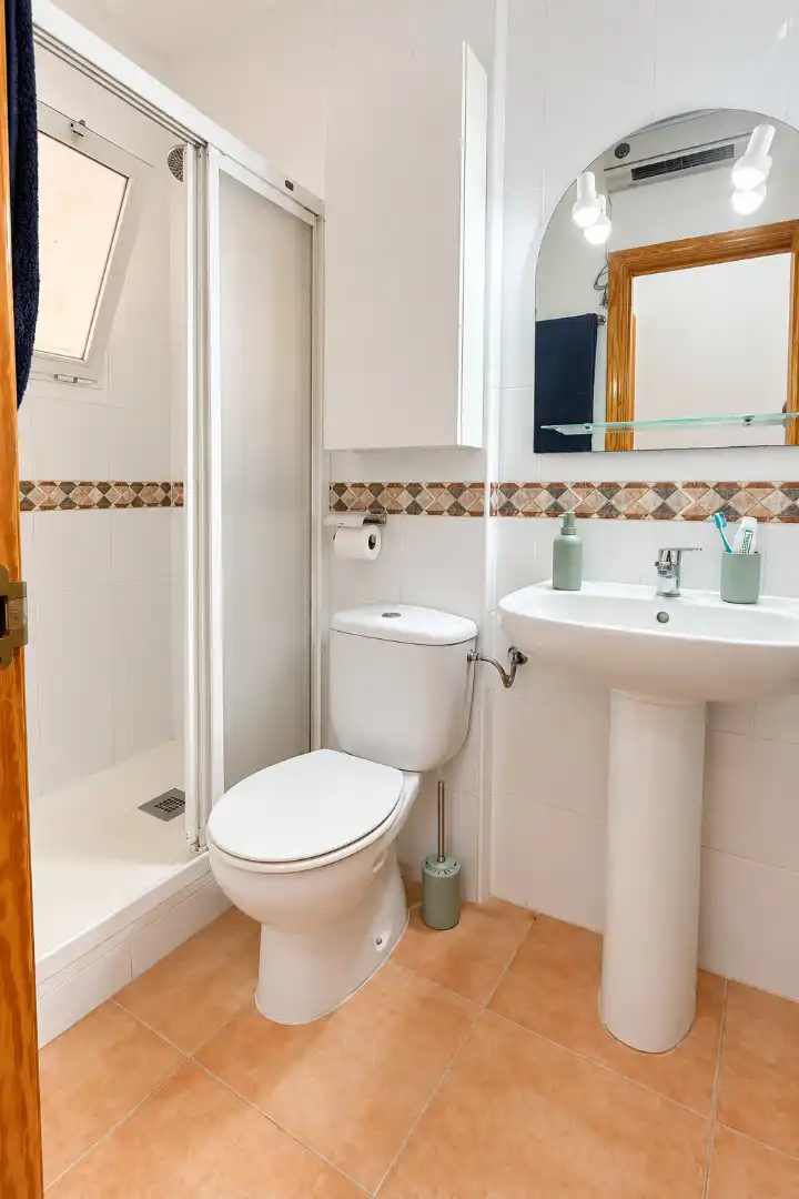 Bathroom of Duplexes for rent in Puerto de Mazarrón