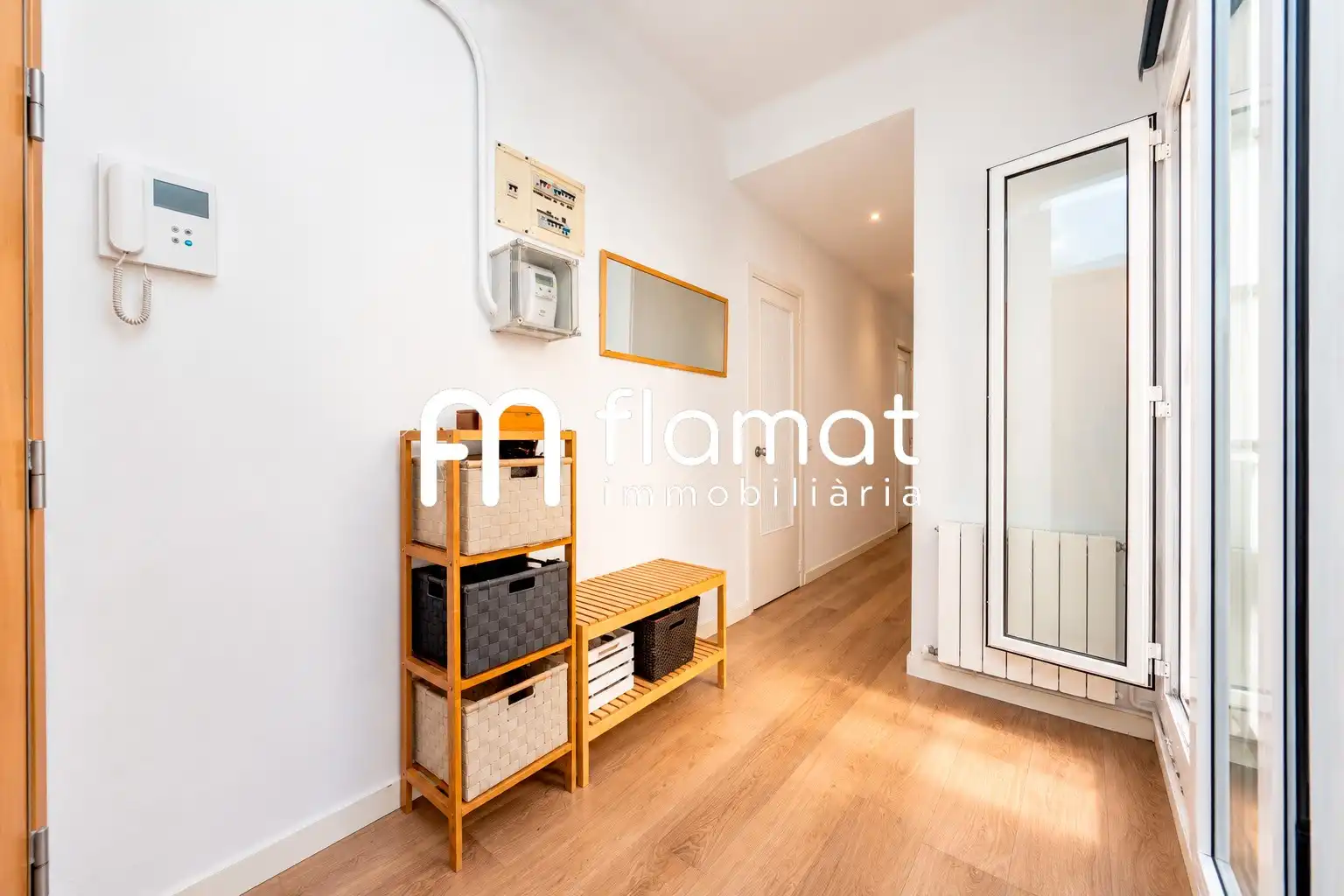 Flat with terrace for sale in Carrer de València, imagen 4