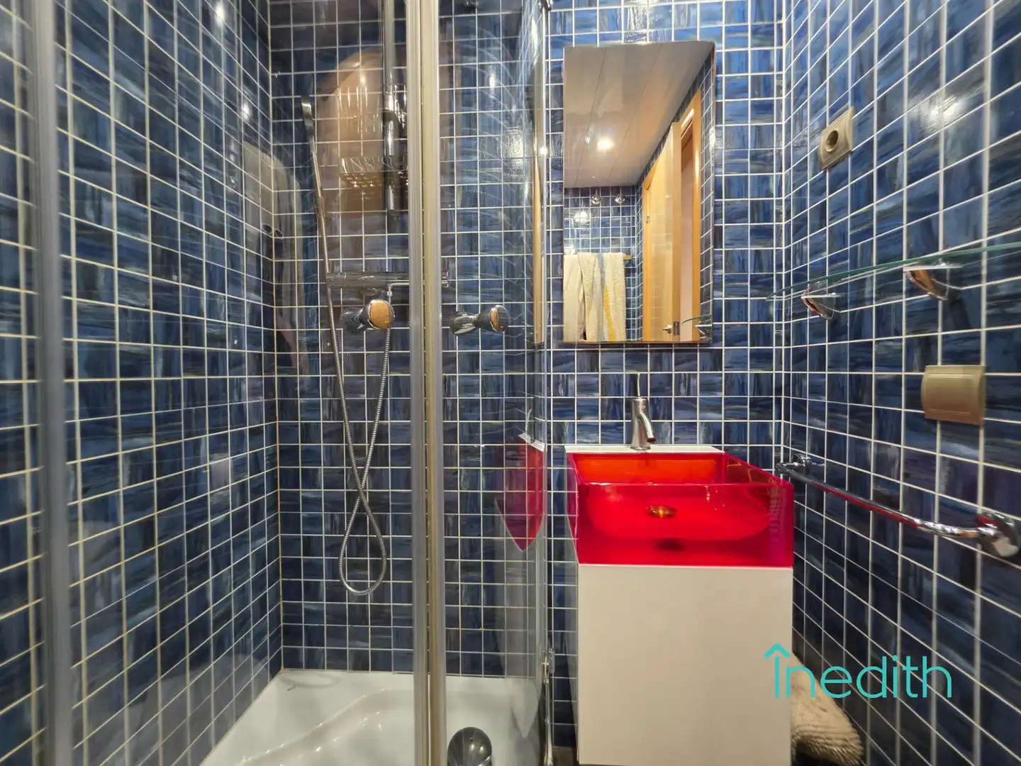 Bathroom of Houses for sale in Cubelles  with Air Conditioner, Heating and Private garden