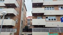 Exterior view of Flat for sale in  Barcelona Capital  with Heating, Terrace and Balcony