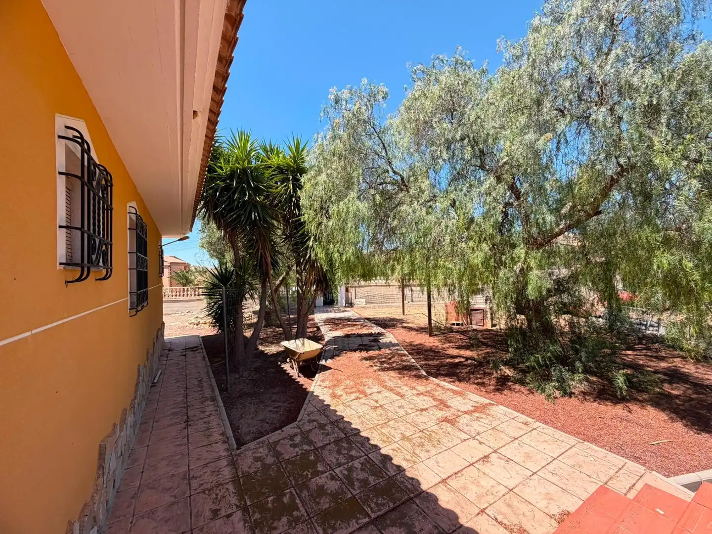 Vista exterior de Casa o xalet en venda en Mutxamel amb Terrassa i Piscina