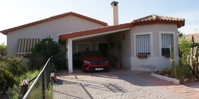 Vista exterior de Casa o chalet en venta en La Carlota con Jardín privado, Terraza y Trastero