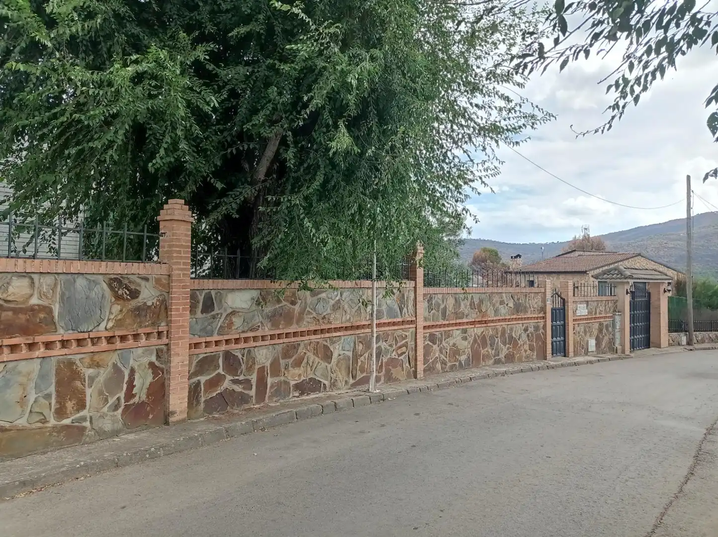 Chalet con piscina en venta en Pelayos de la Presa, imagen 2