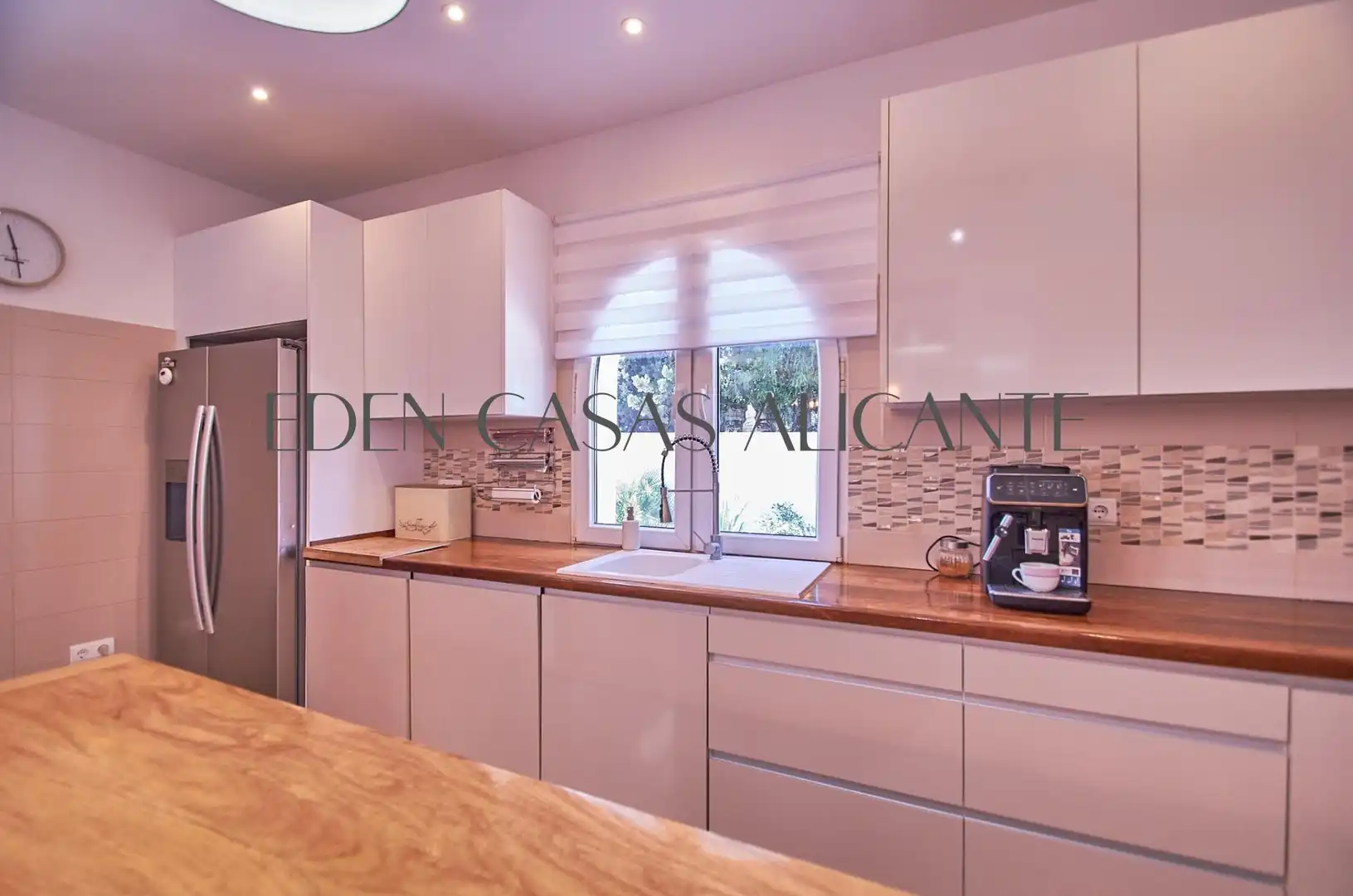 Detached house with pool for sale in Calle Carrasqueta, imagen 21