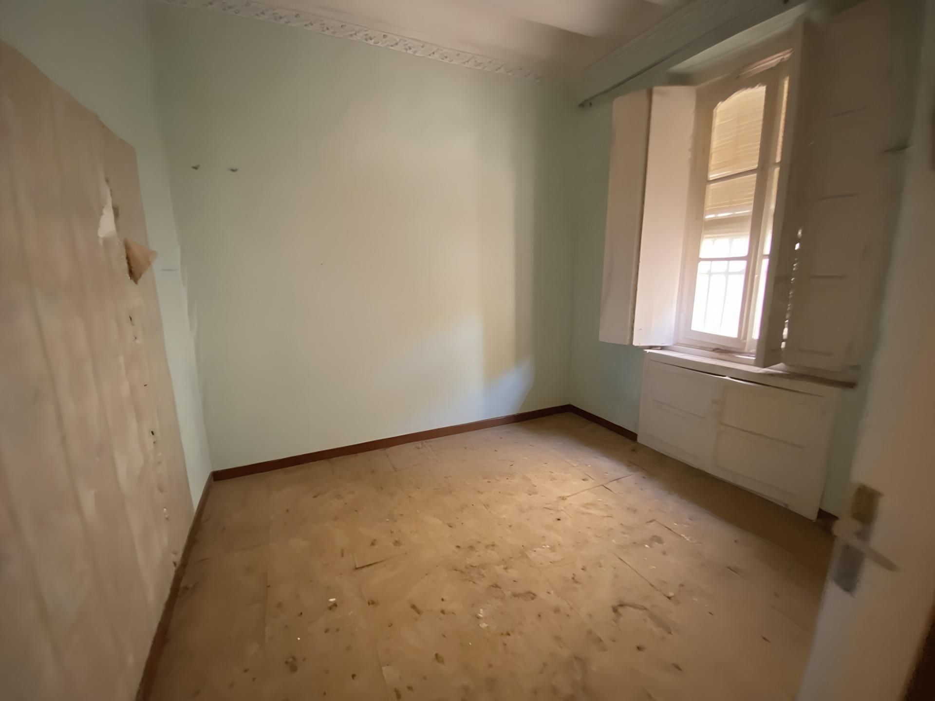 Habitación de Piso en venta en  Cádiz Capital con Balcón