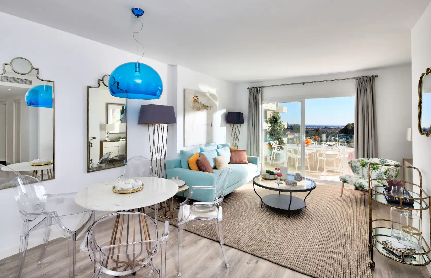 Sala de estar de Apartamento en venta en Marbella con Aire acondicionado, Terraza y Piscina