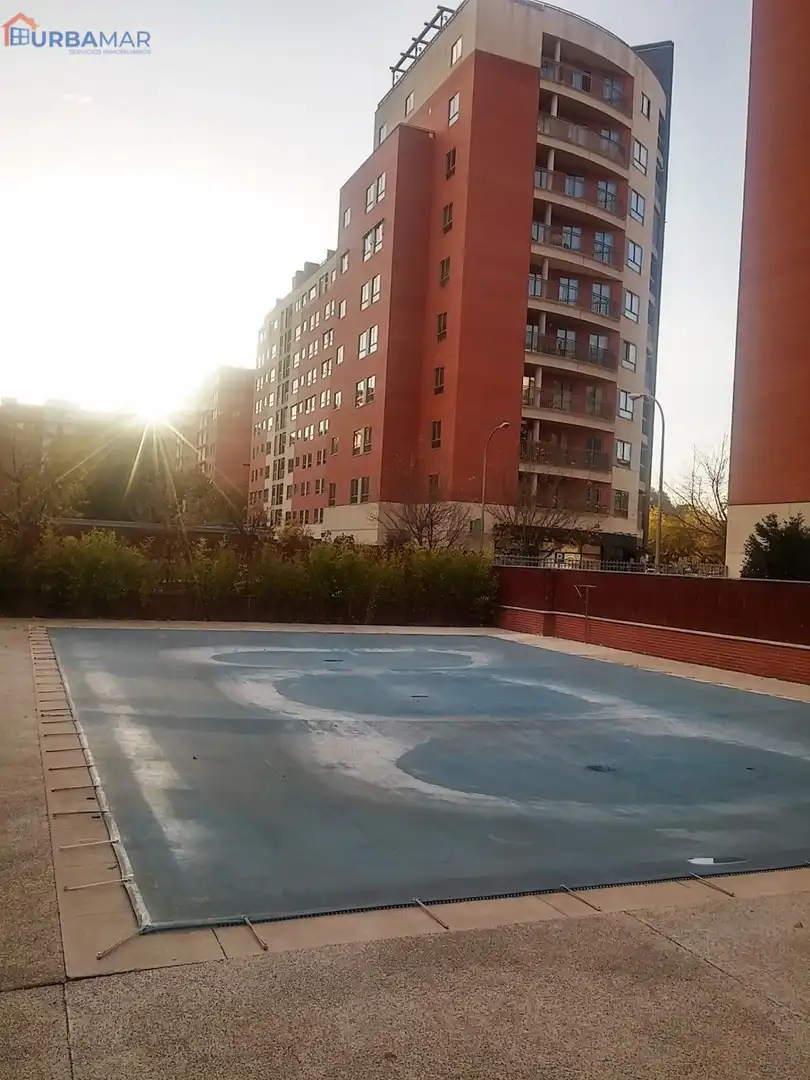Außenansicht von Wohnung zur Miete in Madrid mit Klimaanlage, Heizung und Möbliert