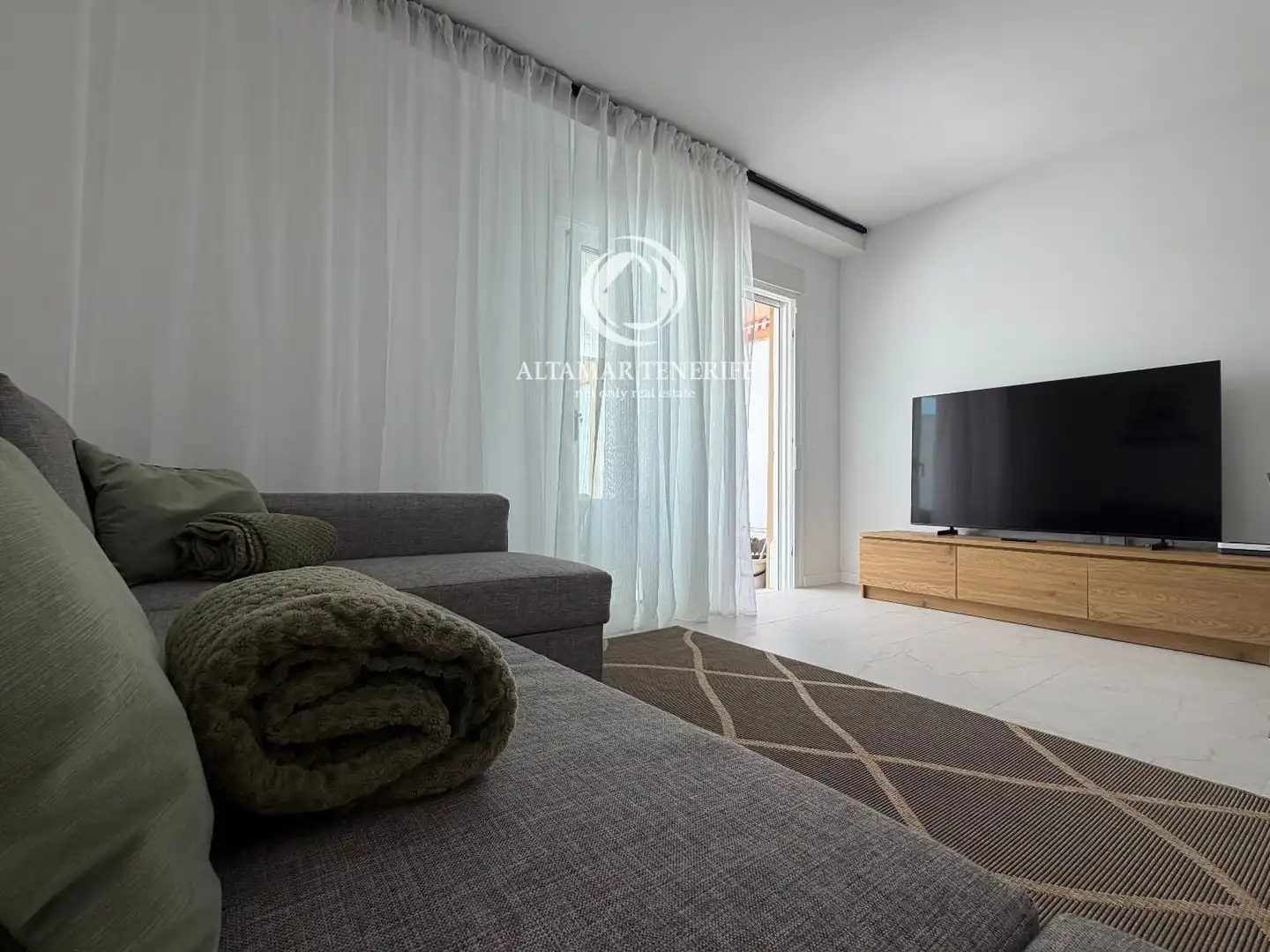 Wohnzimmer von Wohnungen zur Miete in Adeje mit Terrasse, Schwimmbad und Möbliert